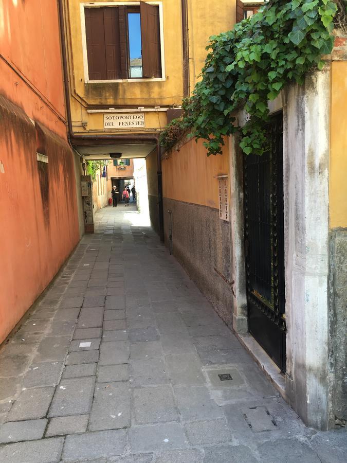 Appartamento Carbona Sconta Venecia Exterior foto